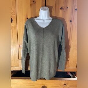 Green Dreamers by debut sweater